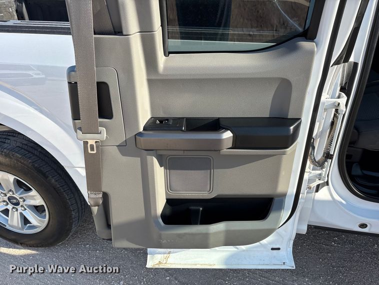 image for item FC2513 2018 Ford F150 Ext. Cab pickup truck