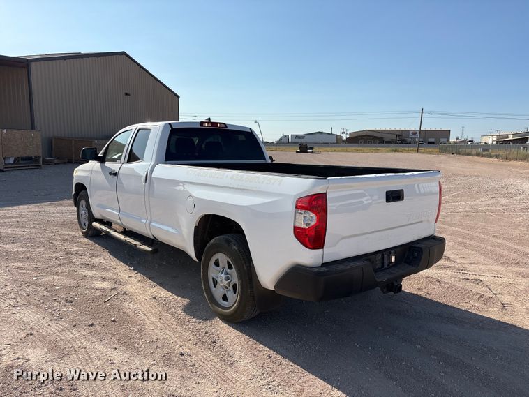 image for item FC2514 2020 Toyota Tundra Ext. Cab pickup truck