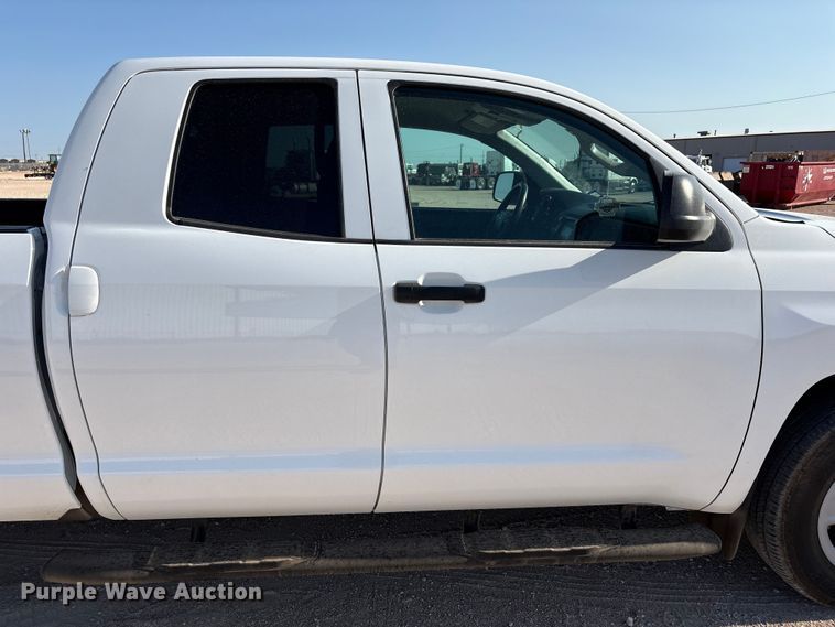 image for item FC2514 2020 Toyota Tundra Ext. Cab pickup truck