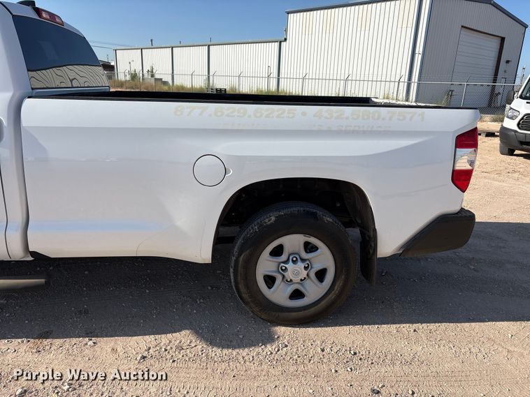 image for item FC2514 2020 Toyota Tundra Ext. Cab pickup truck