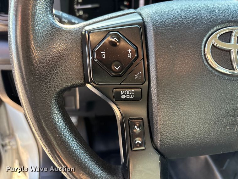 image for item FC2514 2020 Toyota Tundra Ext. Cab pickup truck
