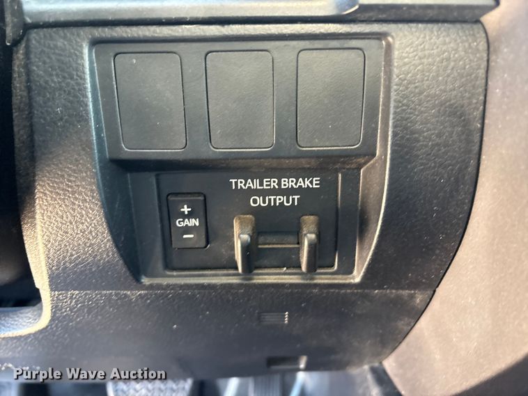 image for item FC2514 2020 Toyota Tundra Ext. Cab pickup truck