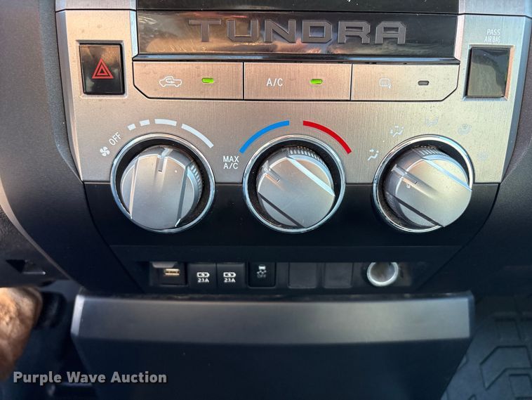 image for item FC2514 2020 Toyota Tundra Ext. Cab pickup truck