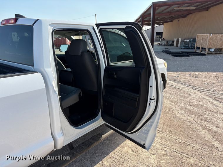 image for item FC2514 2020 Toyota Tundra Ext. Cab pickup truck