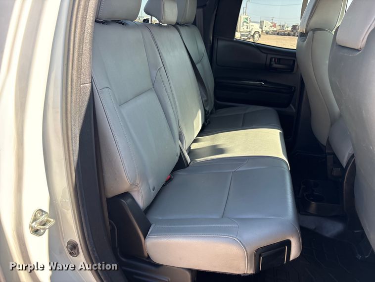 image for item FC2514 2020 Toyota Tundra Ext. Cab pickup truck
