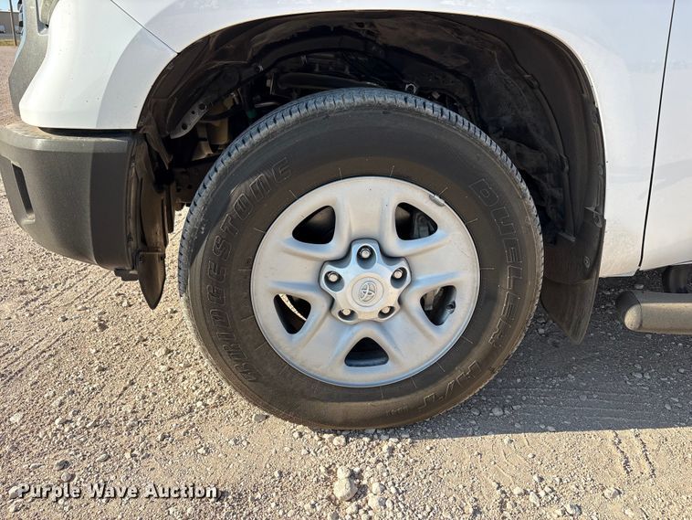 image for item FC2514 2020 Toyota Tundra Ext. Cab pickup truck