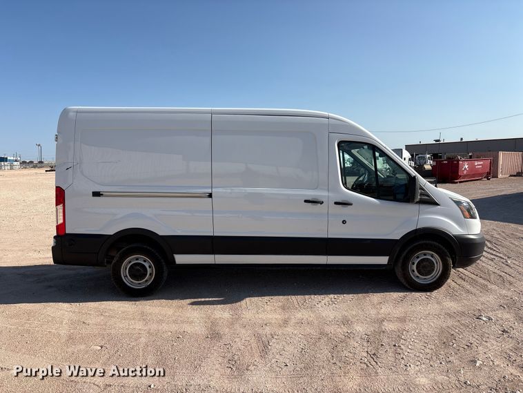 image for item FC2515 2019 Ford Transit van