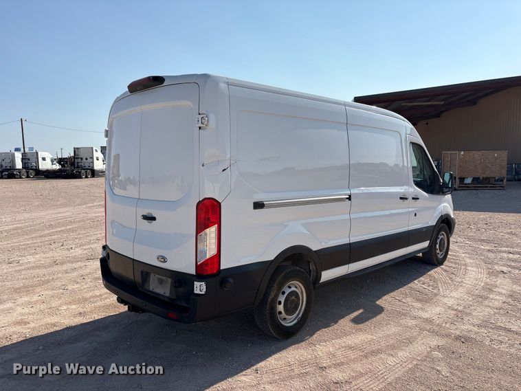 image for item FC2515 2019 Ford Transit van