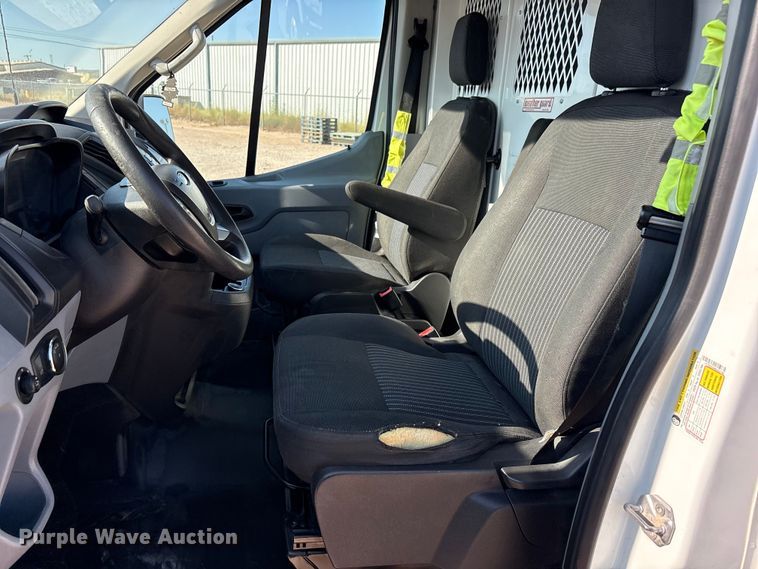 image for item FC2515 2019 Ford Transit van