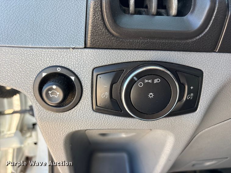 image for item FC2515 2019 Ford Transit van