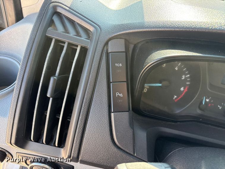 image for item FC2515 2019 Ford Transit van