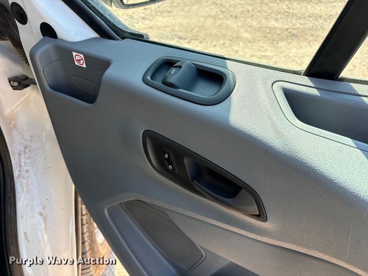 image for item FC2515 2019 Ford Transit van