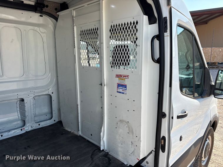 image for item FC2515 2019 Ford Transit van