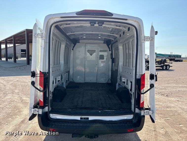 image for item FC2515 2019 Ford Transit van