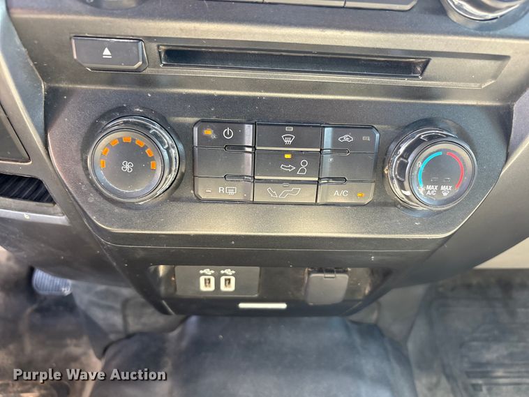 image for item FC2516 2018 Ford F150 Crew Cab pickup truck