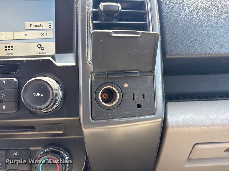 image for item FC2516 2018 Ford F150 Crew Cab pickup truck