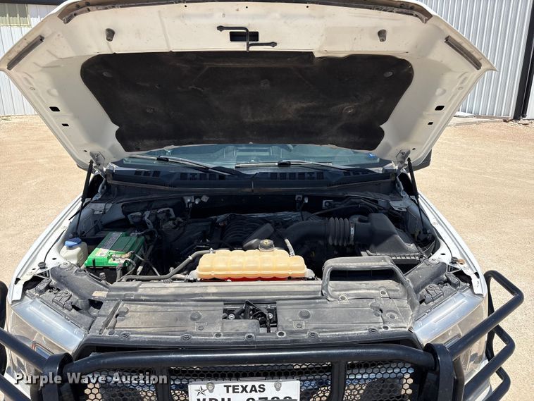image for item FC2516 2018 Ford F150 Crew Cab pickup truck