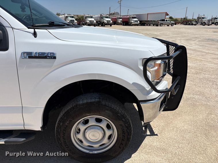 image for item FC2517 2020 Ford F150 Crew Cab pickup truck