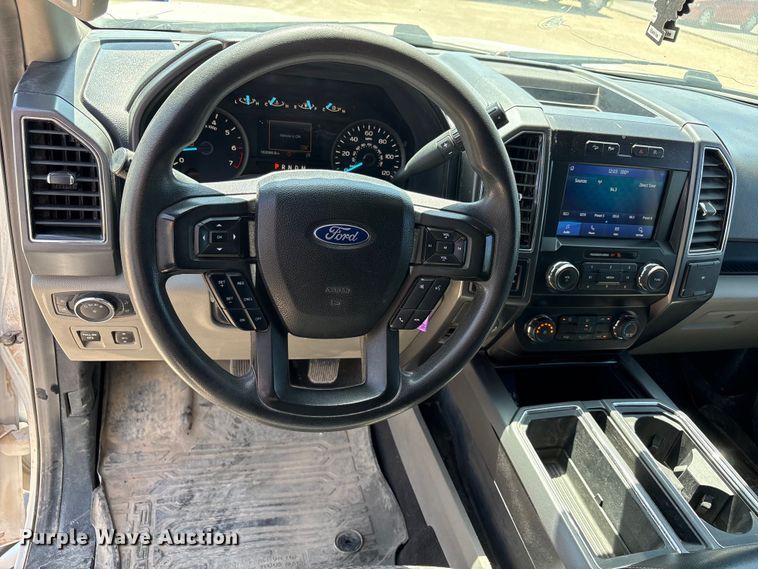 image for item FC2517 2020 Ford F150 Crew Cab pickup truck