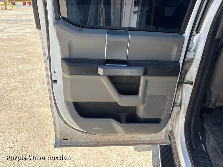 image for item FC2517 2020 Ford F150 Crew Cab pickup truck