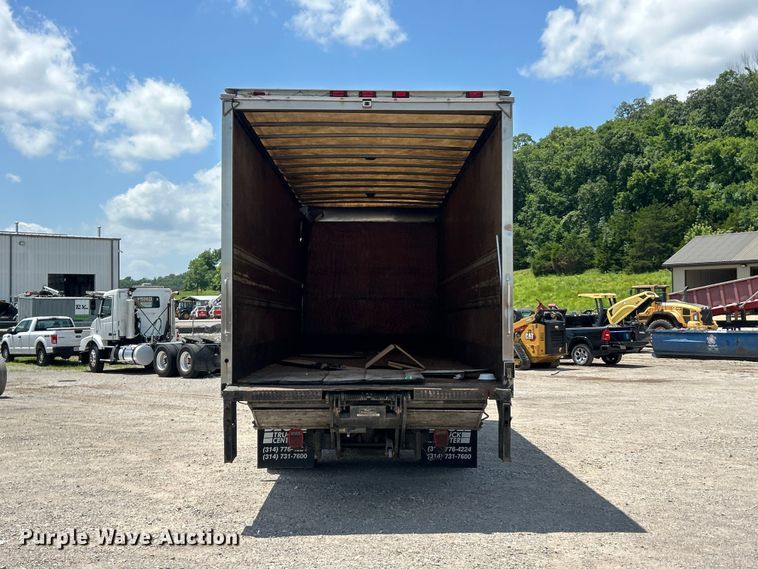 image for item FC2850 2014 Kenworth T370 box truck