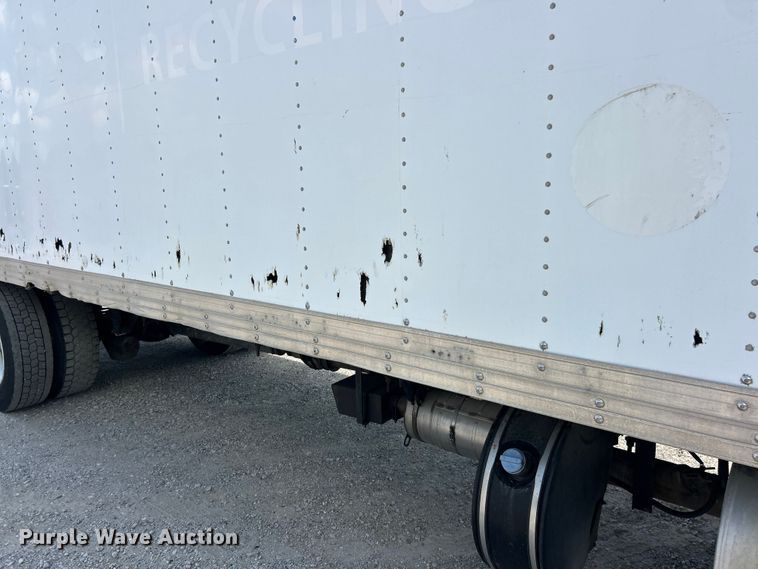 image for item FC2850 2014 Kenworth T370 box truck