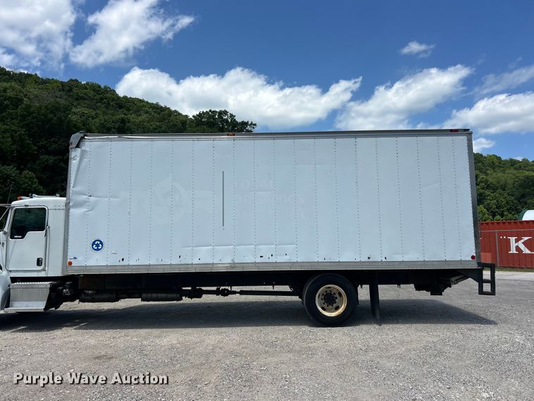 image for item FC2850 2014 Kenworth T370 box truck