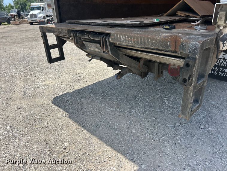 image for item FC2850 2014 Kenworth T370 box truck