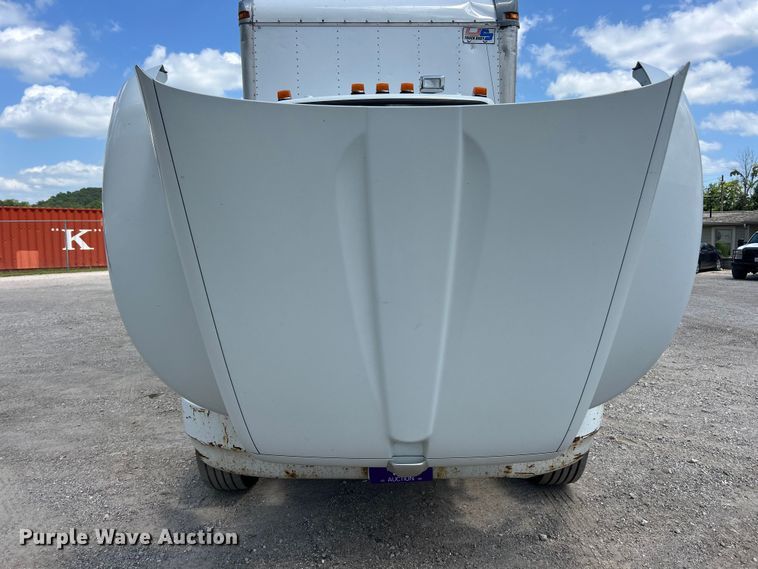image for item FC2850 2014 Kenworth T370 box truck