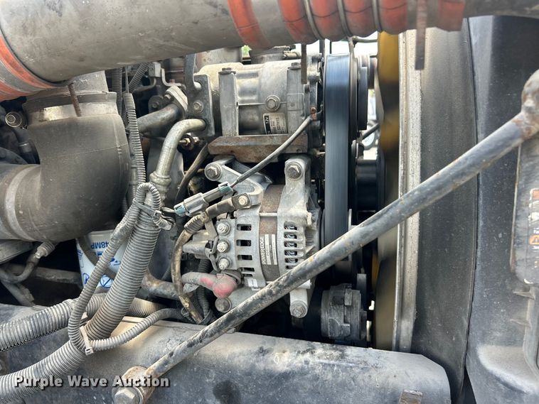 image for item FC2850 2014 Kenworth T370 box truck