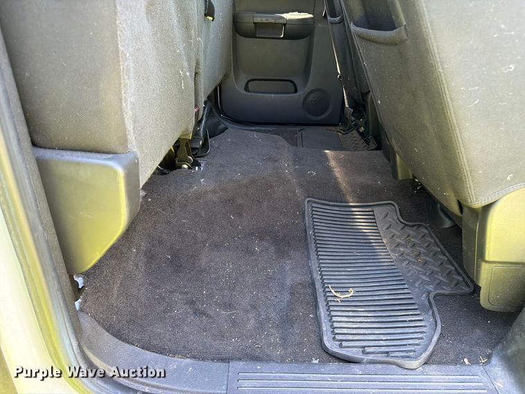 image for item FC3247 2011 GMC Sierra 2500HD Ext. Cab pickup truck