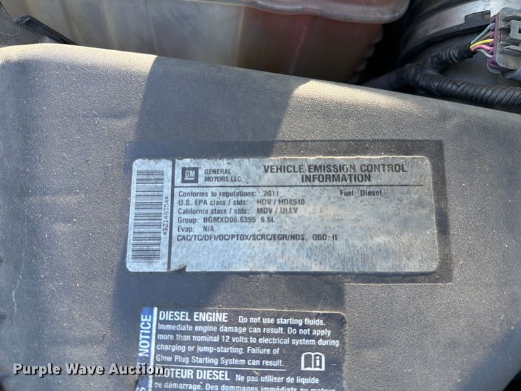 image for item FC3247 2011 GMC Sierra 2500HD Ext. Cab pickup truck