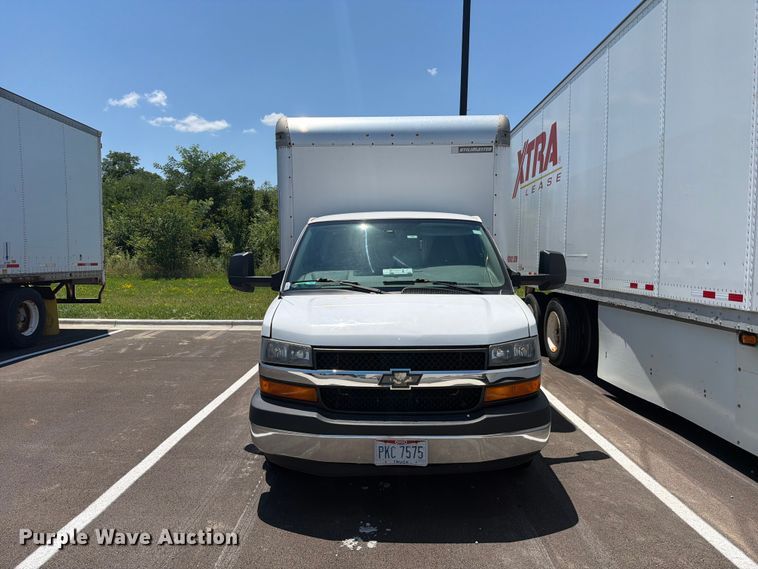 image for item FC3248 2016 Chevrolet Express delivery van