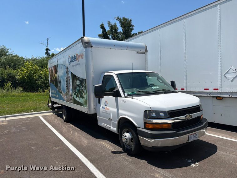 image for item FC3248 2016 Chevrolet Express delivery van