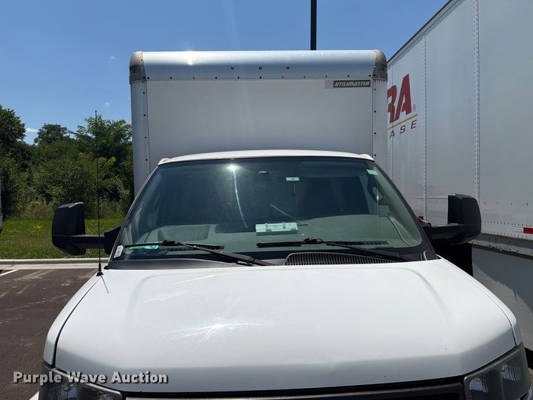 image for item FC3248 2016 Chevrolet Express delivery van