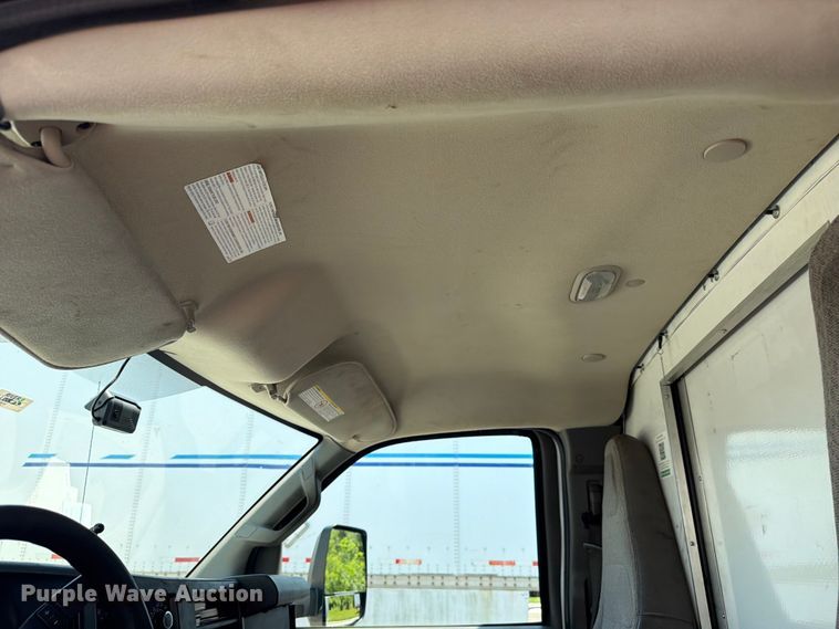 image for item FC3248 2016 Chevrolet Express delivery van