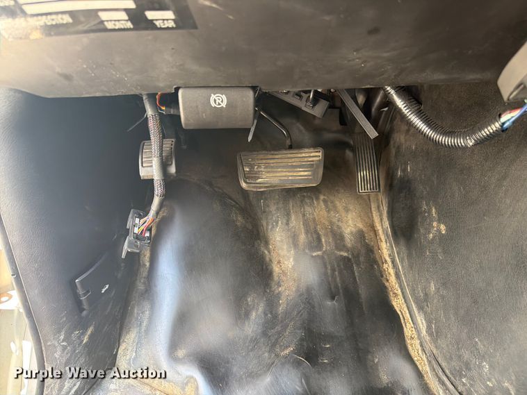 image for item FC3248 2016 Chevrolet Express delivery van