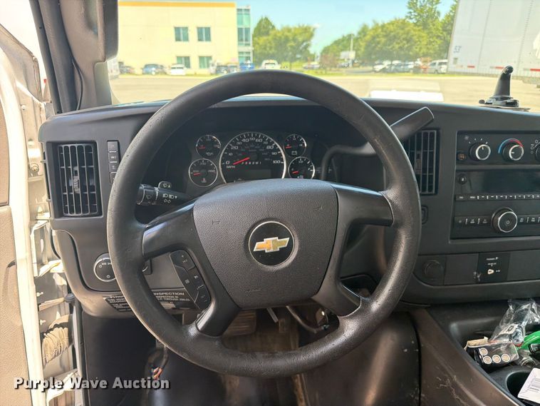 image for item FC3248 2016 Chevrolet Express delivery van