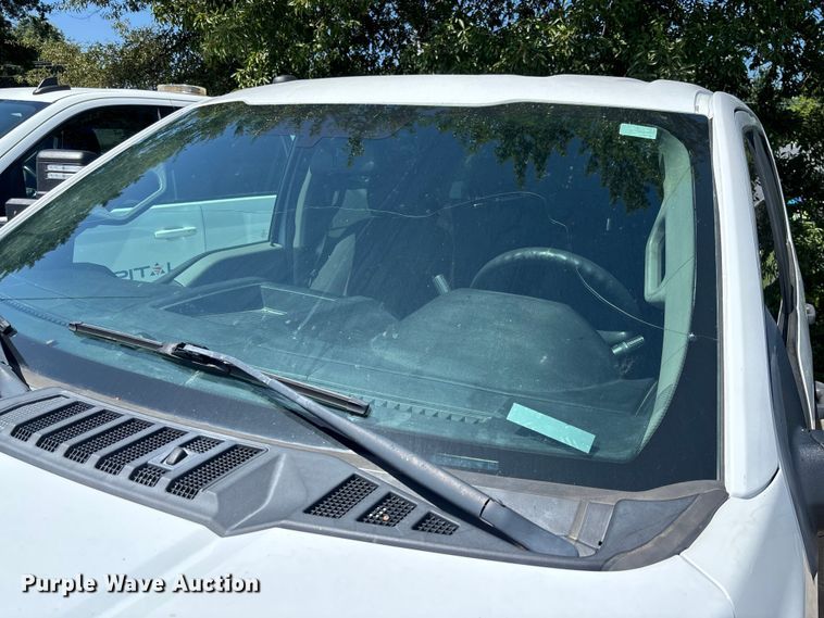 image for item FC5584 2018 Ford F150 Crew Cab pickup truck