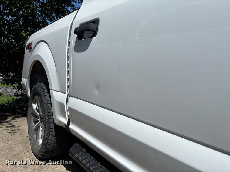 image for item FC5584 2018 Ford F150 Crew Cab pickup truck
