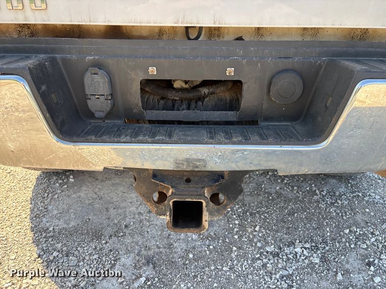 image for item FG0519 2018 Chevrolet Silverado 3500HD Crew Cab pickup truck