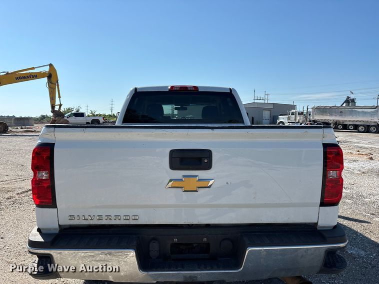 image for item FG0519 2018 Chevrolet Silverado 3500HD Crew Cab pickup truck