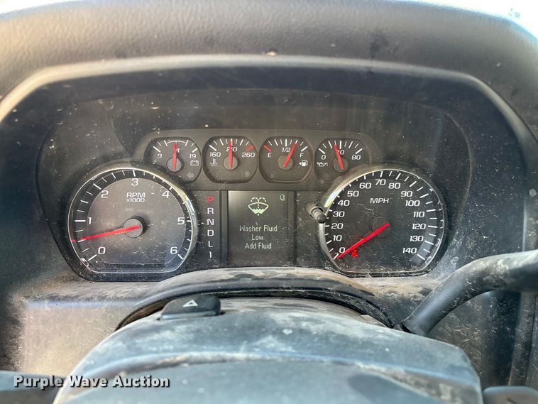 image for item FG0519 2018 Chevrolet Silverado 3500HD Crew Cab pickup truck