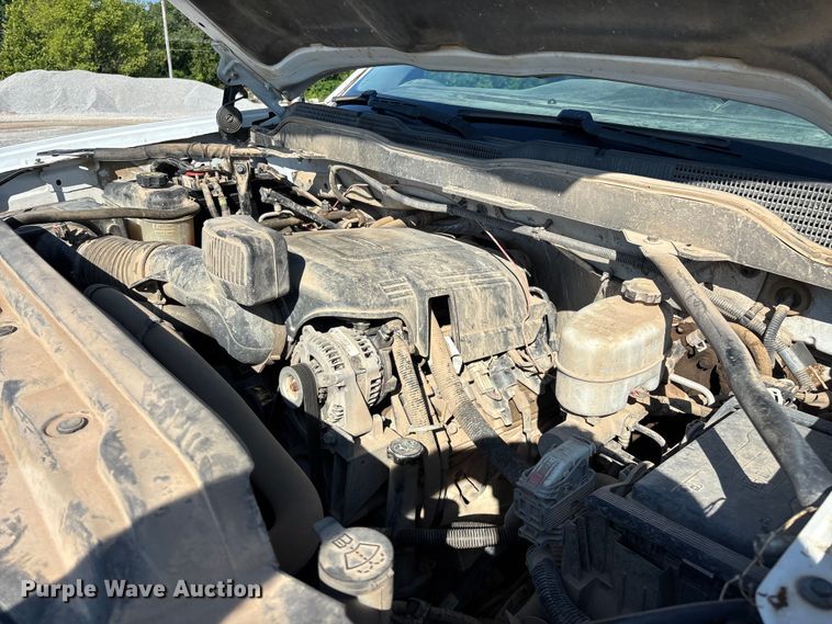 image for item FG0519 2018 Chevrolet Silverado 3500HD Crew Cab pickup truck
