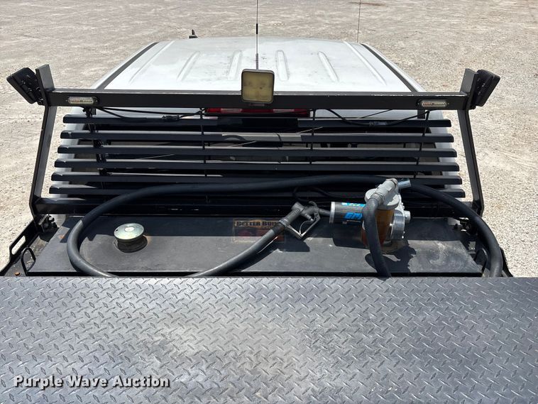 image for item FG0530 2015 GMC Sierra 2500HD Crew Cab pickup truck