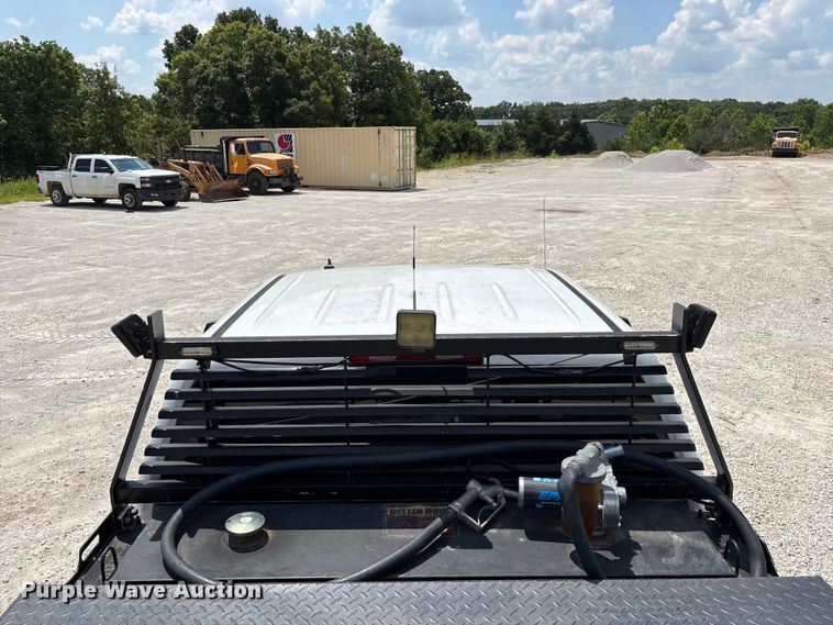 image for item FG0530 2015 GMC Sierra 2500HD Crew Cab pickup truck