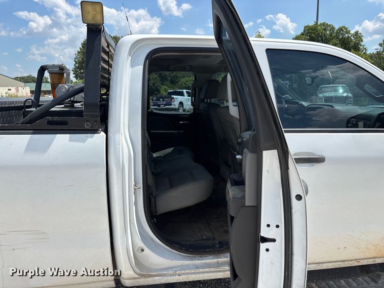 image for item FG0530 2015 GMC Sierra 2500HD Crew Cab pickup truck