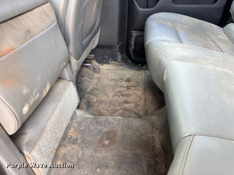 image for item FG0530 2015 GMC Sierra 2500HD Crew Cab pickup truck