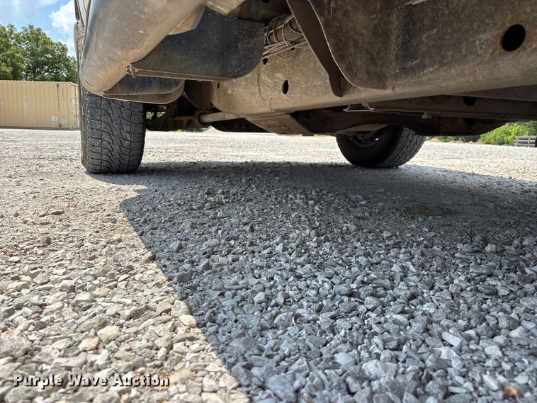 image for item FG0530 2015 GMC Sierra 2500HD Crew Cab pickup truck