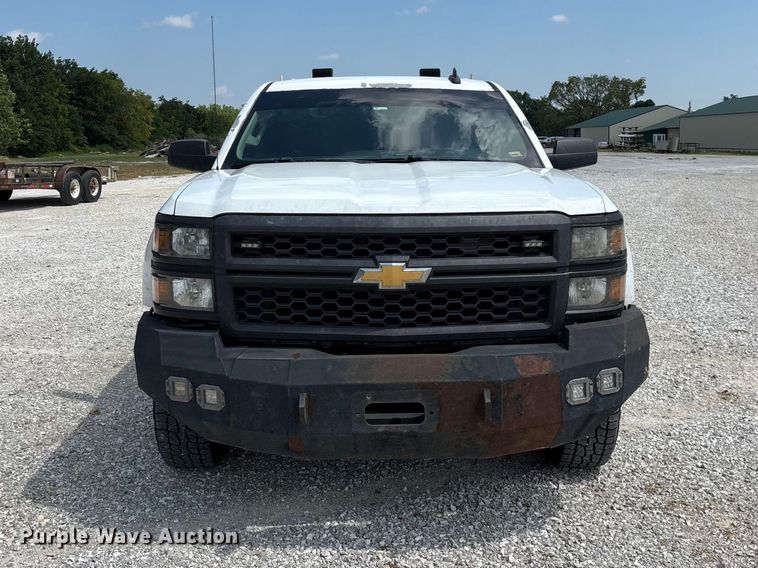 image for item FG0531 2015 Chevrolet Silverado 1500 Crew Cab pickup truck